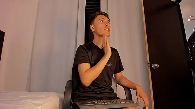 MaxLeons Chat XXX live