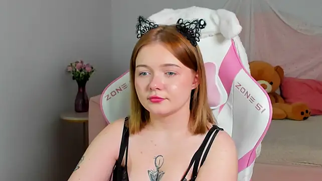 ElinaVale Chat XXX live