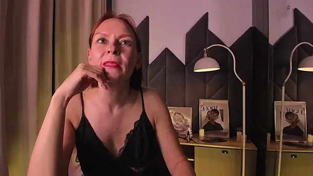 NikaGentle Chat XXX live