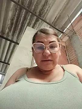 Chat +18 de AlexxiaaMat ao vivo