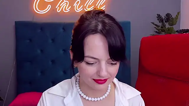 BellaRowan Adlı Modelin Canlı XXX Sohbeti