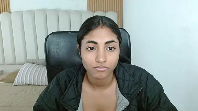 shaneelle live XXX chat