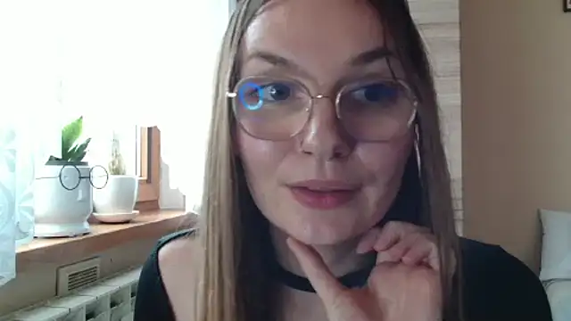 XXX chat uživo modela LooveELLYx