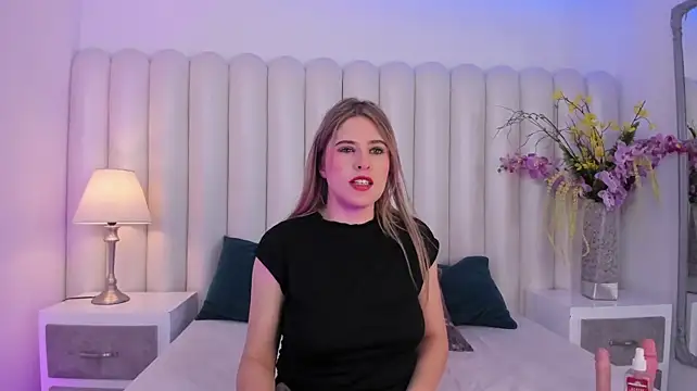 Chat +18 de AndreinaOwen ao vivo