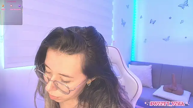 دردشة sweettvera الجنسية المباشرة