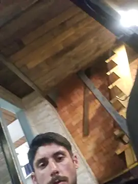 Chat +18 de Juansilvajr ao vivo