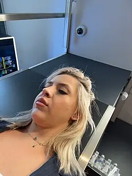 IveySin Live XXX-Chat