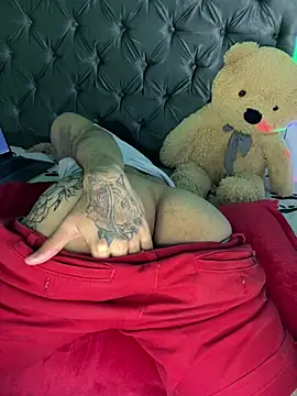 Chatroom XXX en direct de Camilo_Tattoo