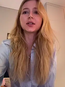 LunaRase's Live XXX Chat