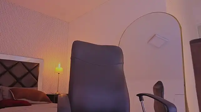 taylor_morgannのウェブカメラショー
