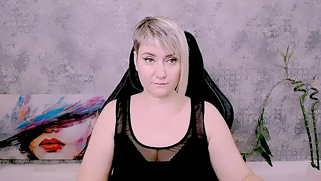 Djullia's Live XXX Chat