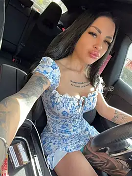 NaomyFlame Live XXX Chat