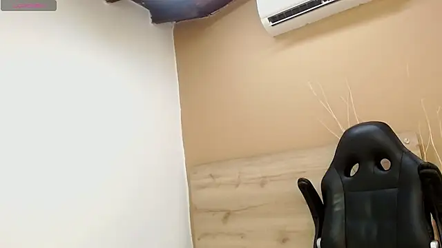asly_hernandez's Live XXX Chat