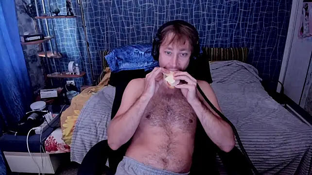 CuteBoy228 Adlı Modelin Canlı XXX Sohbeti