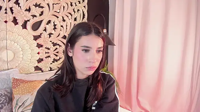 Chat XXX ao vivo de Nanami_