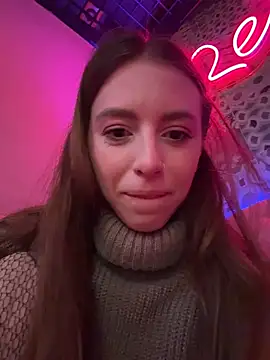 Lolya_ Live XXX-chat