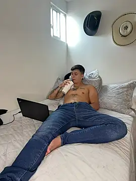 Christopher_strongg Live XXX-Chat