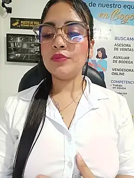 MAYE__13's Live XXX Chat