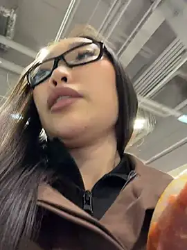 trytomakememoamn Live XXX chat