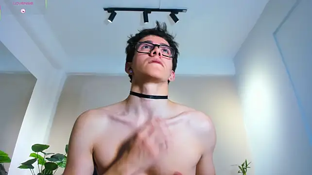 Chatroom XXX en direct de Austinbolt
