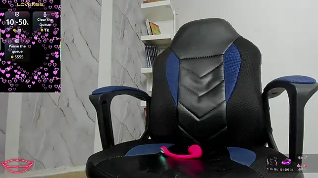 alayasmile's Live XXX Chat