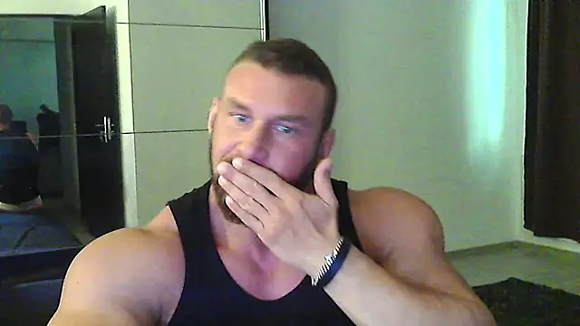 muscularkevin Chat XXX live