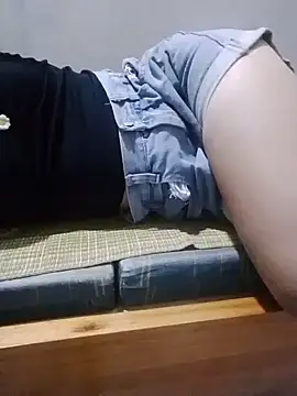 Thobaby112's Live XXX Chat