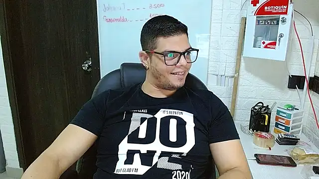 Realjoel01 – Naživo XXX chat