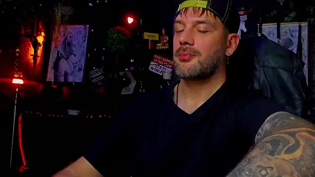 Czat XXX na żywo – LexHardy