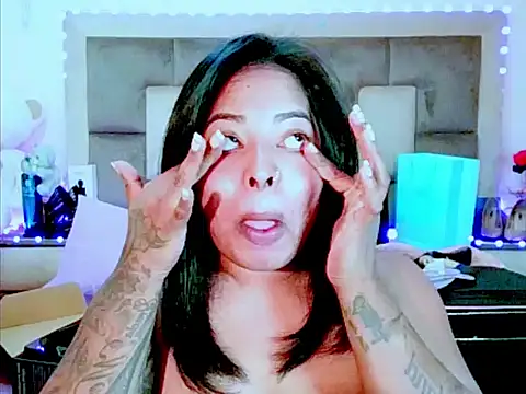 Chatroom XXX en direct de indiantopaz694u