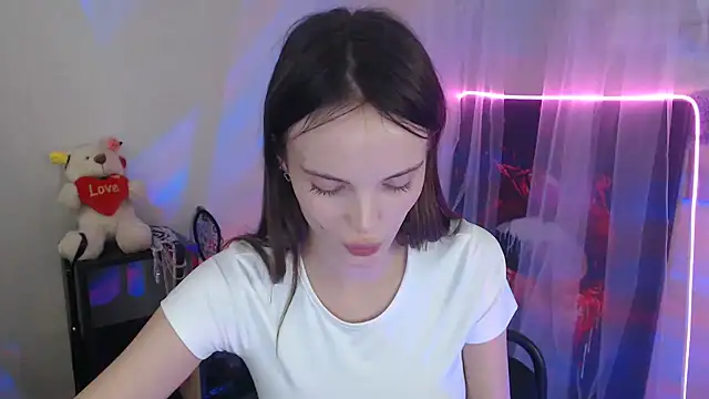 XXX chat uživo modela Ariella_ari