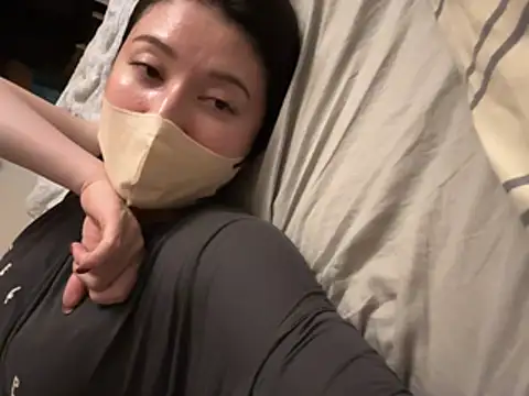 XXX chat uživo modela garichan_yayo