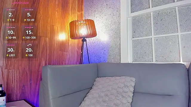 Rubii_Cutee's Webcam Show