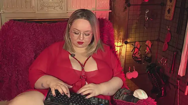 XXX chat uživo modela sadisticbabe