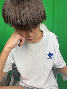 DD-101 即時 XXX 聊天