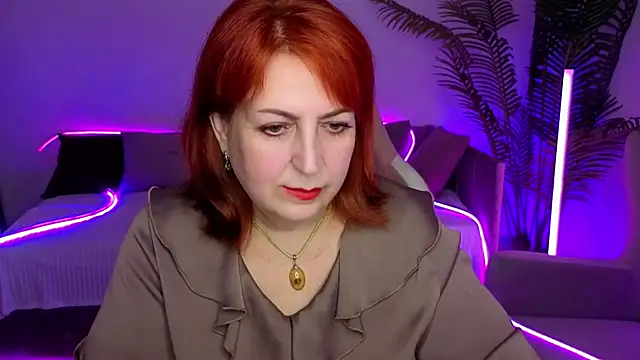 Joana_Woods Adlı Modelin Canlı XXX Sohbeti
