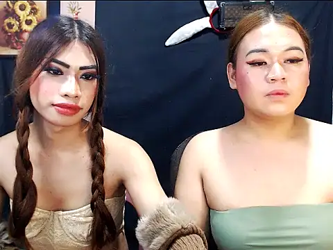 Ur_fantasyDuo's Live XXX Chat