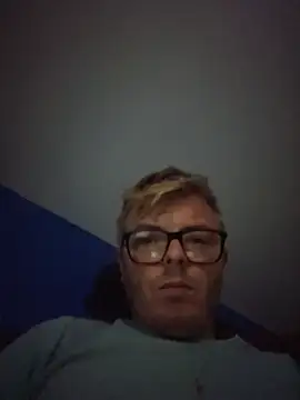 XXX chat uživo modela blondeboy92