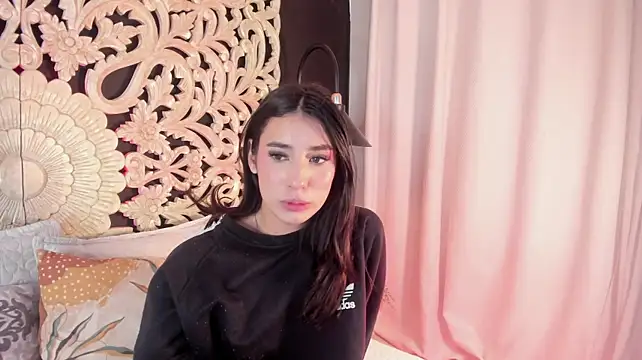 Chat XXX ao vivo de Nanami_