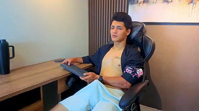 Julian_FiireのライブXXXチャット