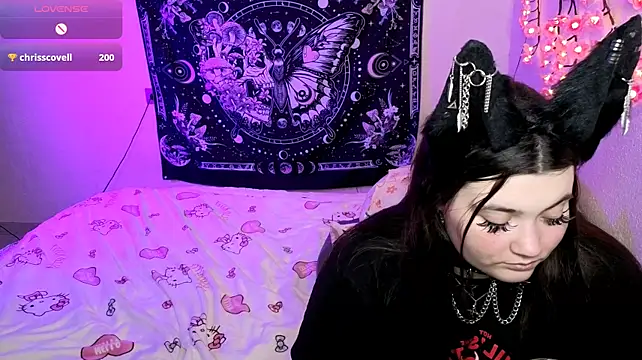 Онлайн чат XXX zanpakut0_