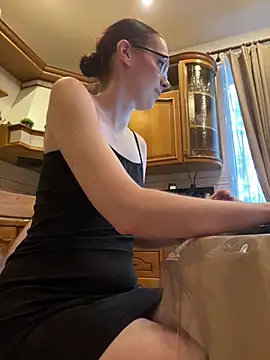RussianGirls_ XXX чат на живо