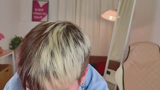 Živý XXX chat Kitty_Ollive