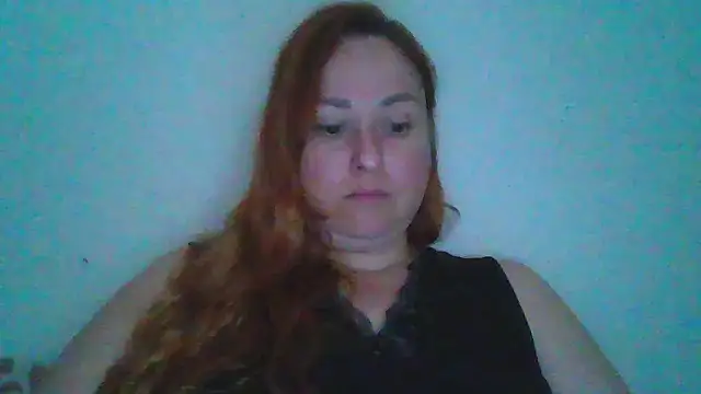 Foxy_Kate3333: онлайн-секс-чат