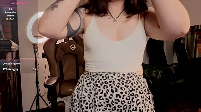 Bella_Stink Obrolan Langsung XXX