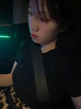 Chat XXX en directo de littleqiu