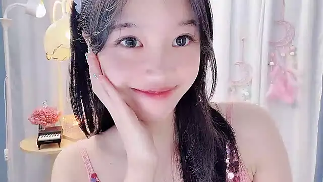 Yanys521 即時 XXX 聊天
