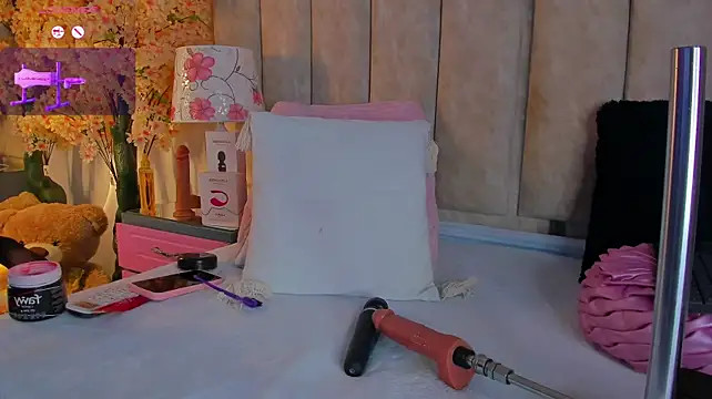Živý XXX chat ShanelWest