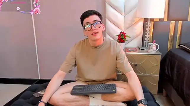 XXX chat uživo modela GaelDuke