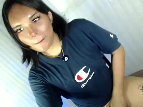 Chat XXX en directo de olivia_emerald